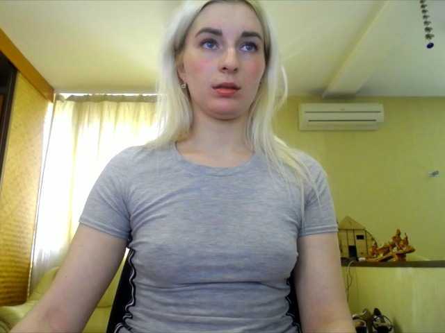 Nuotraukos SweetGia like 11 / ass 50 / chest 80 / feet 20 / control toys 199 10 min/more pvt c2c 25/33 ultra 33 sec/blowjob 60/snap355/ AHEGAO FACE 13/ naked 350/oil bobs 111/