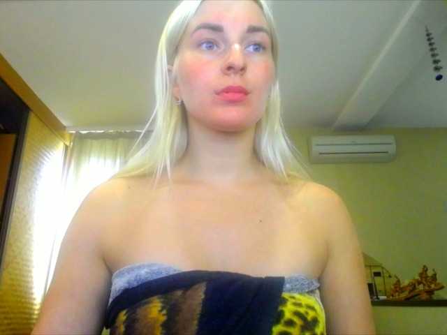 Nuotraukos SweetGia like 11 / ass 50 / chest 80 / feet 20 / control toys 199 10 min/more pvt c2c 25/33 ultra 33 sec/blowjob 60/snap355/ AHEGAO FACE 13/ naked 350/oil bobs 111/ice in panties: 110
