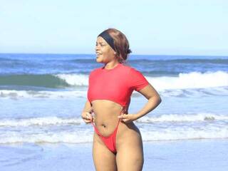 Erotinis vaizdo pokalbis SweethhoneyBunny