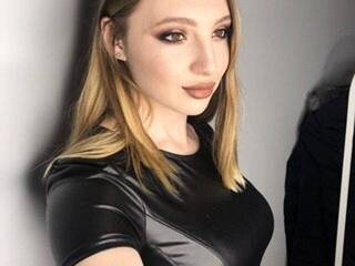 Erotinis vaizdo pokalbis sweetkisa