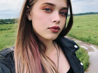 Erotinis vaizdo pokalbis SweetKitten17