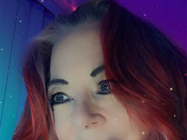 Profilio nuotrauka April_XO