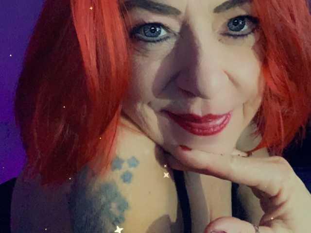 Profilio nuotrauka April_XO