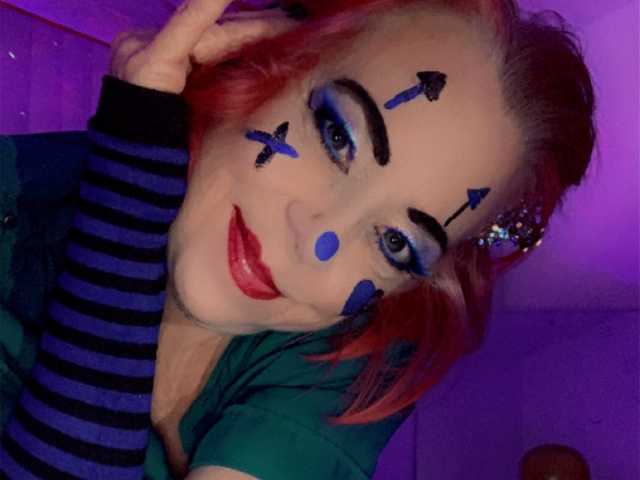 Profilio nuotrauka April_XO