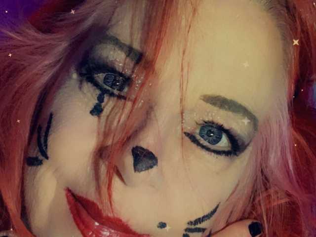 Profilio nuotrauka April_XO