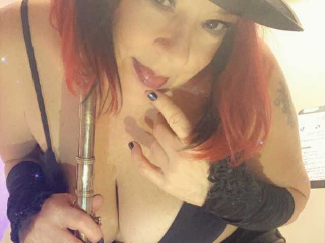 Profilio nuotrauka April_XO