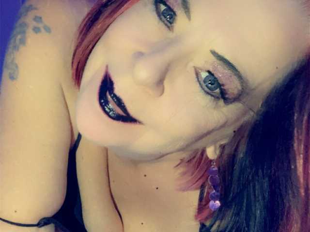 Profilio nuotrauka April_XO