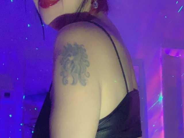 Profilio nuotrauka April_XO
