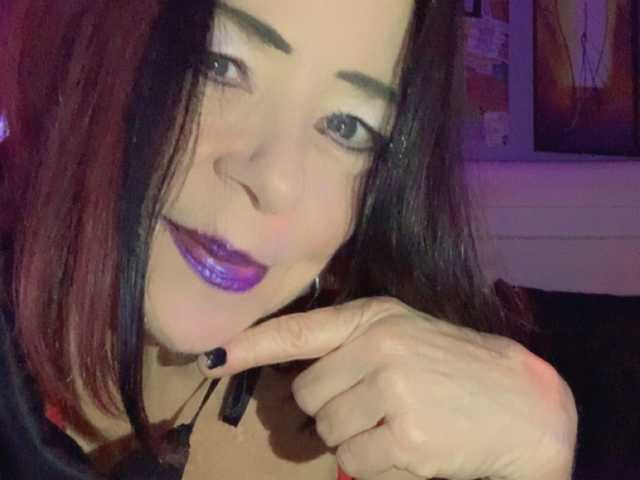 Profilio nuotrauka April_XO
