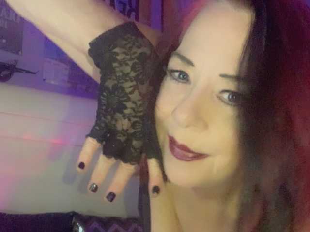 Profilio nuotrauka April_XO
