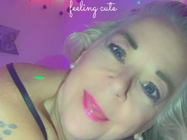 Profilio nuotrauka April_XO