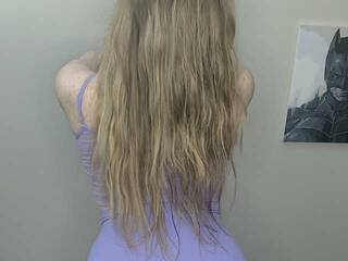 Erotinis vaizdo pokalbis SweetPoison