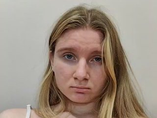 Erotinis vaizdo pokalbis SweetPoison