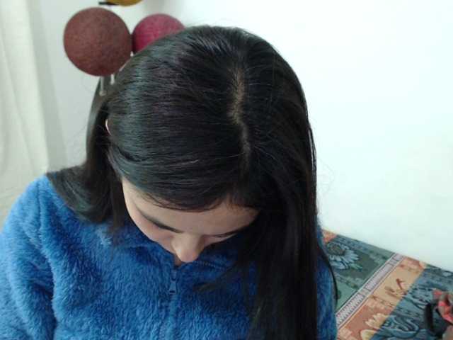 Transliacijos ekrano nuotraukos sweetsofhia