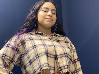 Erotinis vaizdo pokalbis SweettJade