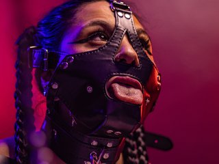 Erotinis vaizdo pokalbis Sweettpleasure