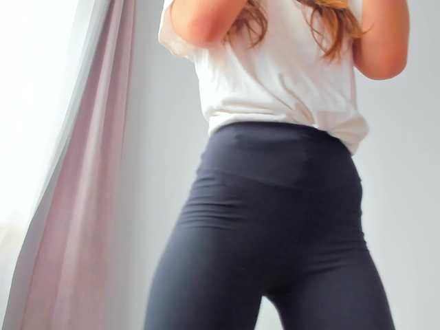 Nuotraukos sweetyangel I will surprise you today so what are you waiting for? #latina #ass #clit #petite