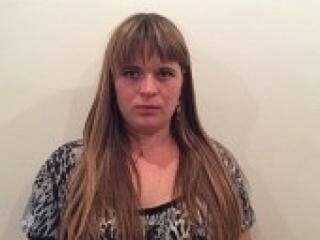 Erotinis vaizdo pokalbis swethellena