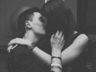 Erotinis vaizdo pokalbis Sy4ka21