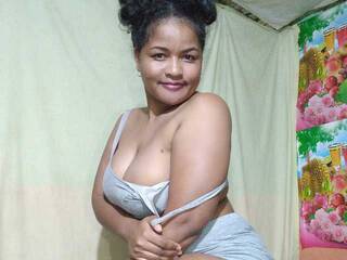 Erotinis vaizdo pokalbis SydneiDollux