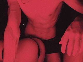 Erotinis vaizdo pokalbis t-derden