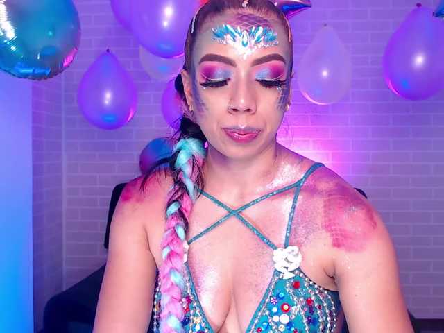 Transliacijos ekrano nuotraukos TaraFisherX