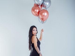 Erotinis vaizdo pokalbis TaraLawrence