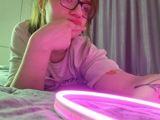 Erotinis vaizdo pokalbis Tararyannn