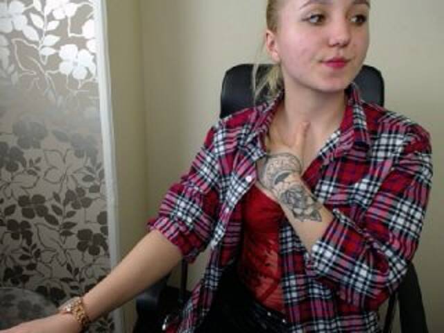 Transliacijos ekrano nuotraukos Tawnie