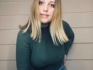 Erotinis vaizdo pokalbis TayaMeow