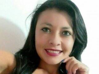 Erotinis vaizdo pokalbis taylor-18