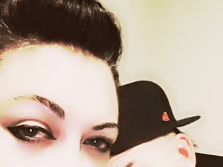 Erotinis vaizdo pokalbis T-and-A-13