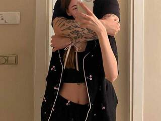 Erotinis vaizdo pokalbis Expats