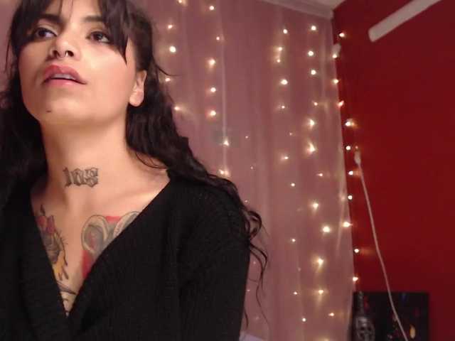 Nuotraukos terezza1 hey welcome to my room!!#latina#teen#tattos#pretty#sexy naked!!! finguer in pussy cum