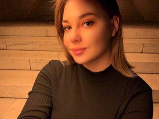 Erotinis vaizdo pokalbis tessarise