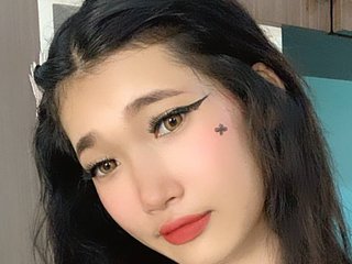 Erotinis vaizdo pokalbis ThaiMasseuse18