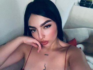 Erotinis vaizdo pokalbis thania777