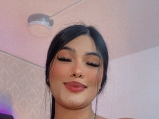 Erotinis vaizdo pokalbis ThianaGrayy