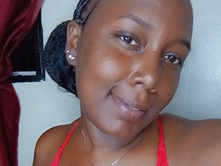 Erotinis vaizdo pokalbis THICKSNACK