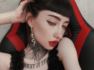 Erotinis vaizdo pokalbis ThinWhiteDuchess