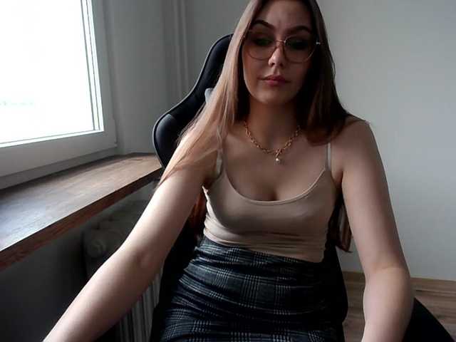 Nuotraukos TiaLove lets have fun and explore each others bodies and minds :P :* joi, cbt, cei, sph, domination, roleplays, dirty talk