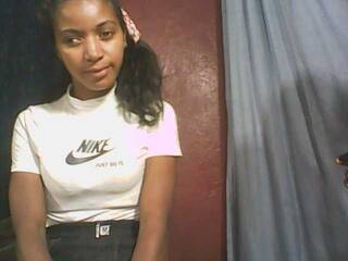 Erotinis vaizdo pokalbis Tianah777