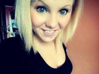 Erotinis vaizdo pokalbis TidaShow