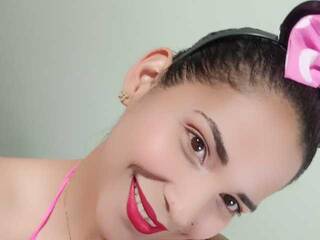 Erotinis vaizdo pokalbis Tiffanyparist