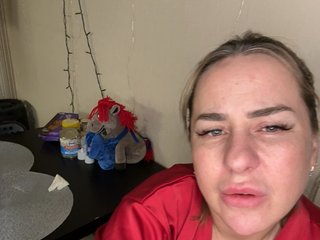 Erotinis vaizdo pokalbis Tina-Love