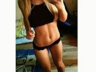 Erotinis vaizdo pokalbis tiny24