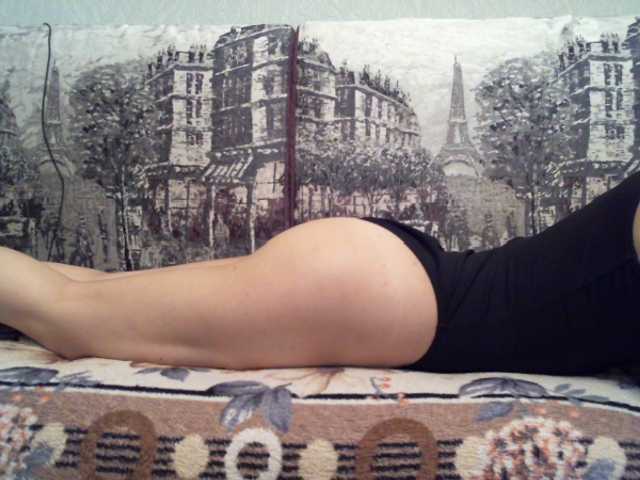 Nuotraukos TinyJane Hi! I'm Jane! I love and want to be naughty! I will go with you to a group or private!