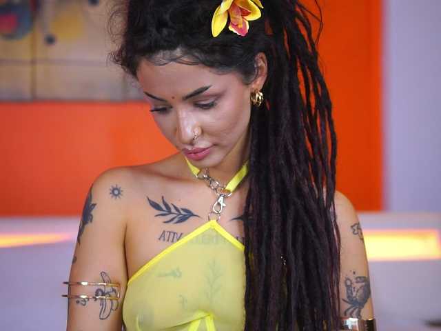 Transliacijos ekrano nuotraukos TishAngel
