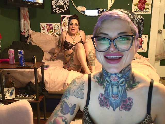 Transliacijos ekrano nuotraukos TitiAndCharlie
