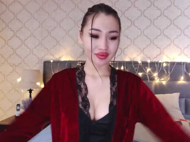 Nuotraukos TomikoMilo Welcome, dont be shy and just text to me #asian #lovense#teen #skinny #bigass #mistress #joi #cei #mistress